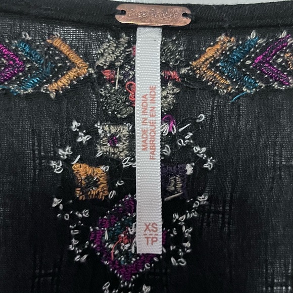 Free People Arianna Tunic Top Black Babydoll Embroidered Boho XS Gauzy Festival - Picture 11 of 16